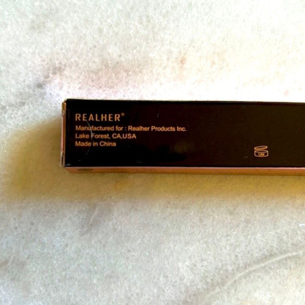 RealHer Eye Am Resilient Metallic Bronze Eyeliner Pencil NEW IN BOX Cruelty Free - Picture 3 of 5